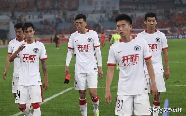 辽足曾经的十冠王,辽足十连冠跟大连八冠王