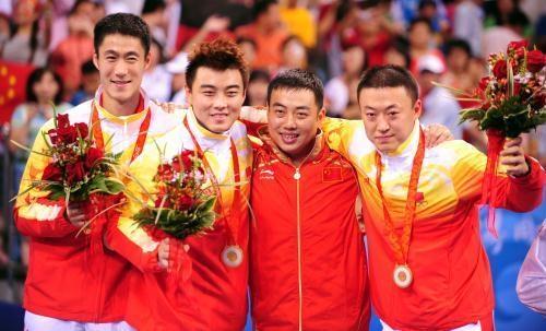 刘国梁教队员怎么打伊藤美诚,刘国梁到底能不能打过瓦尔德内尔