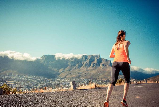 剧烈运动后恶心想吐全身无力还晕,运动完恶心想吐还能继续运动吗