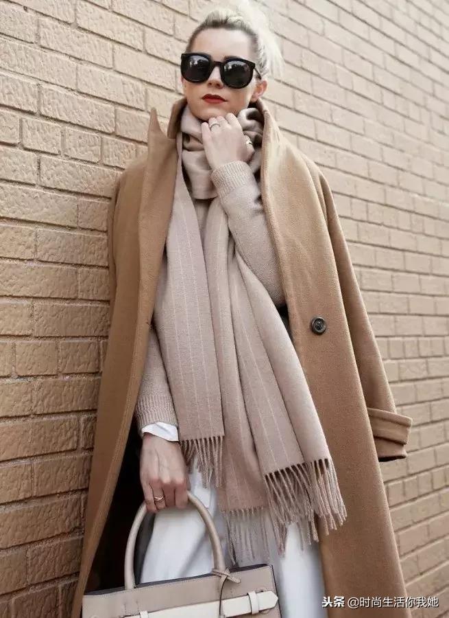 你穿“大衣+围巾”的样子，帅呆了！