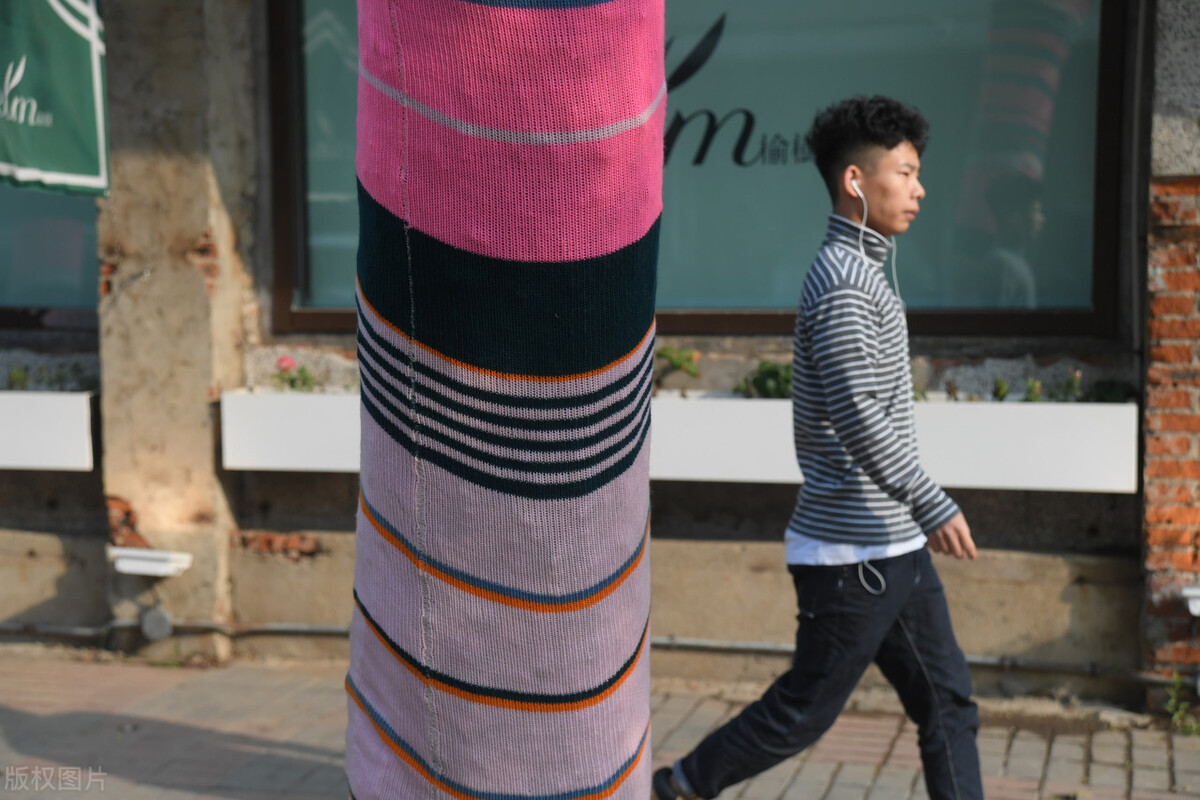 膝盖冷怎么保暖好看,膝盖发凉冬天穿什么最保暖