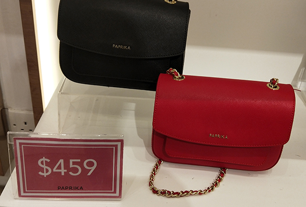 香港paprika男士包,种草papi酱零食