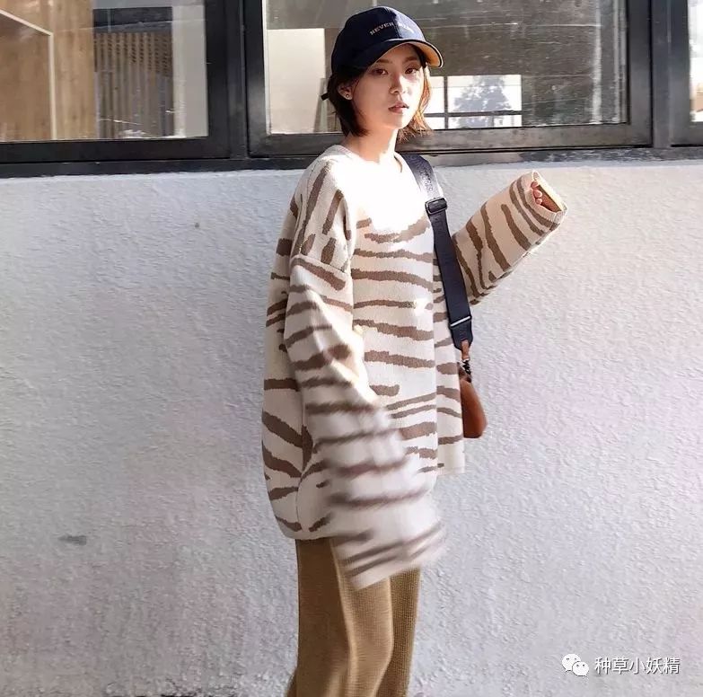 秋季必备软糯条纹毛衣超舒服,秋冬款必备毛衣视频