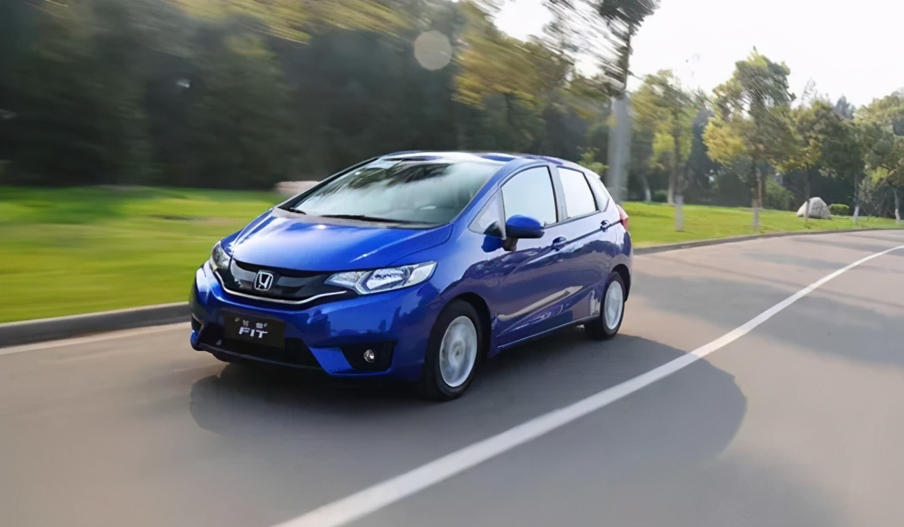 三代飞度冷启动异响怎么彻底解决,飞度开起来仪表台异响什么原因