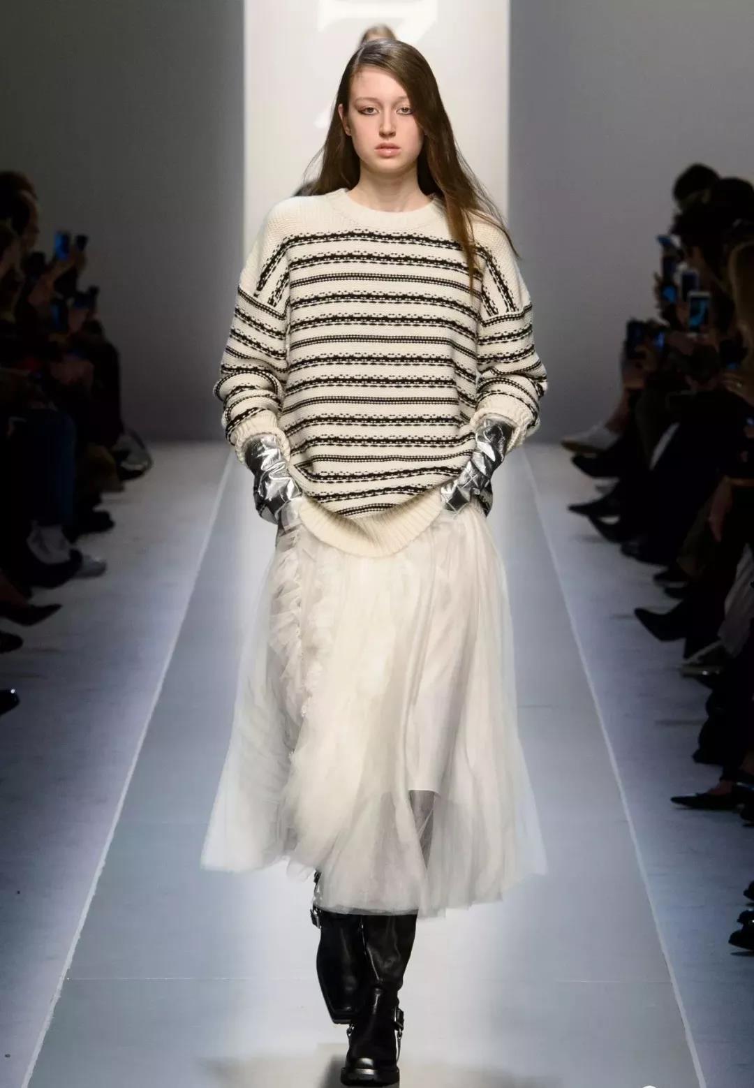 帕丽斯杰克逊个性穿搭,帕丽斯杰克逊有多漂亮