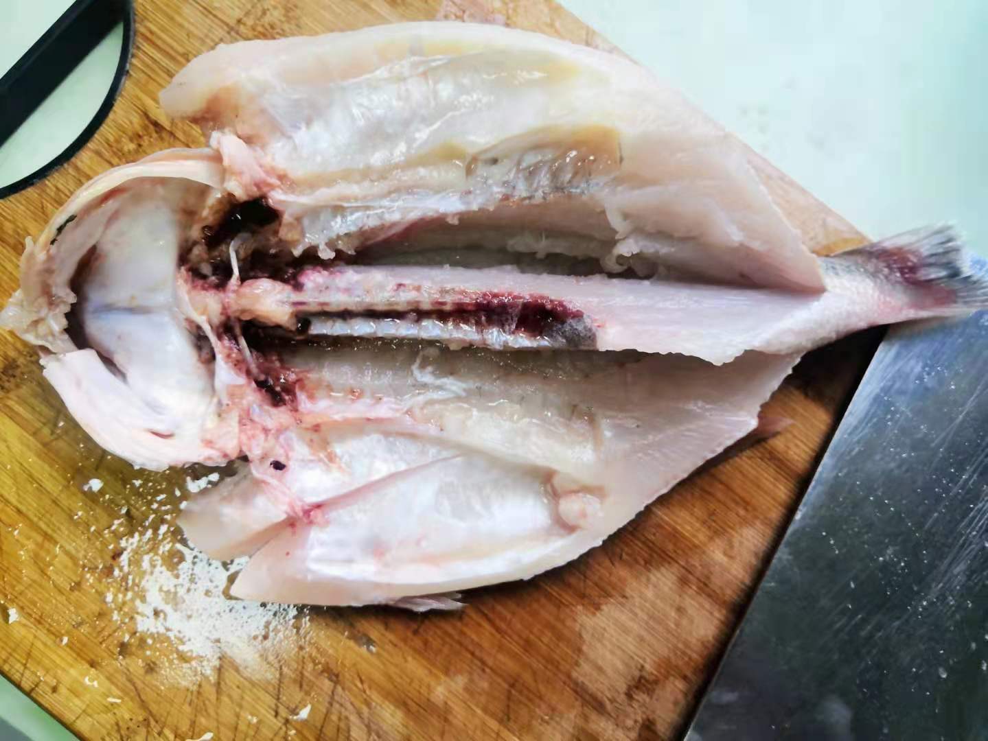 清蒸鱼正确做法步骤及时间,清蒸鱼八分钟小窍门教你一看就懂