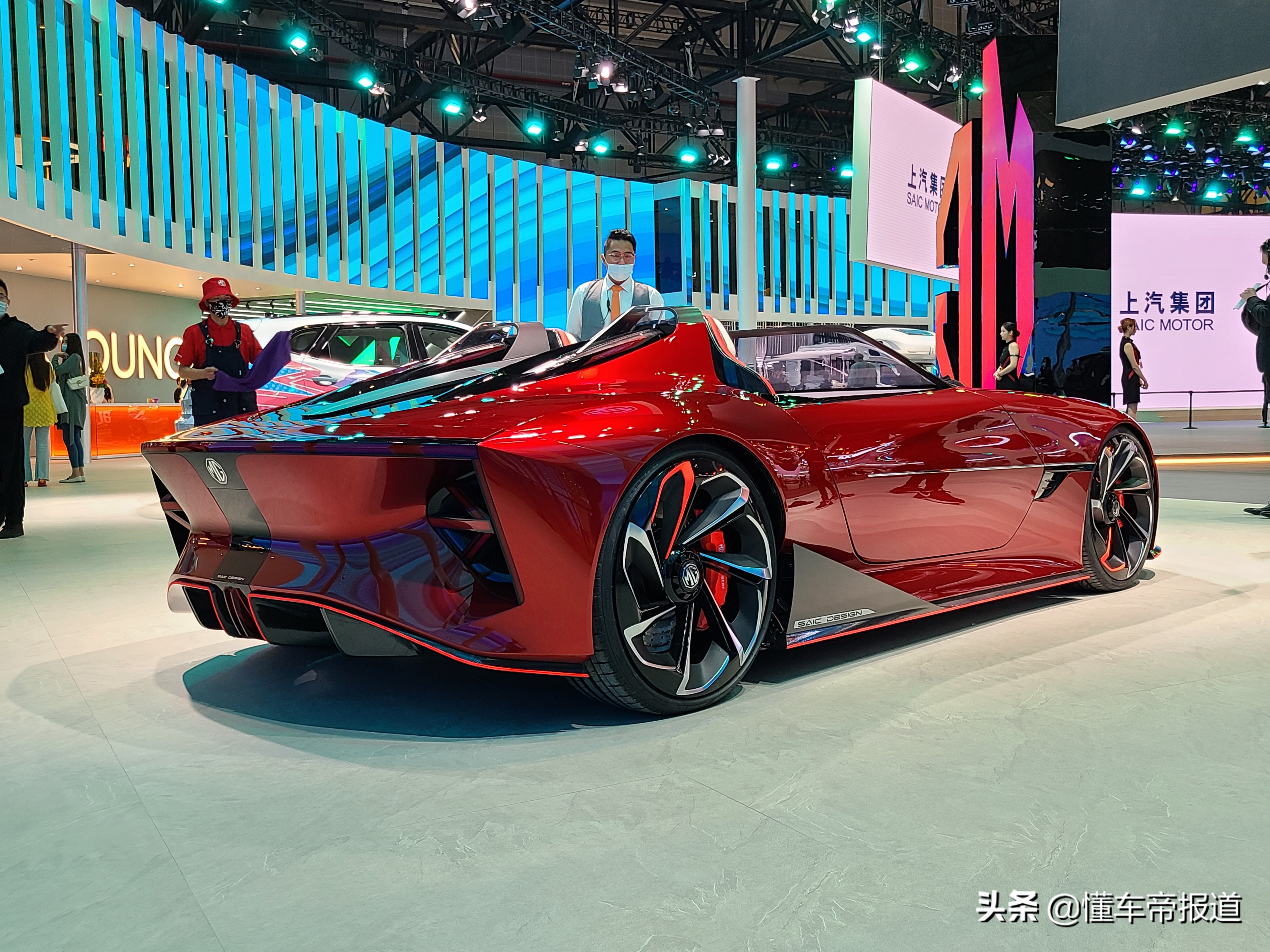 名爵hs1.5ttrophy超跑版落地价,名爵超跑mgcyberster最新消息