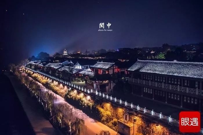 重庆洪崖洞经典夜景图片,重庆洪崖洞千厮门夜景高清图片