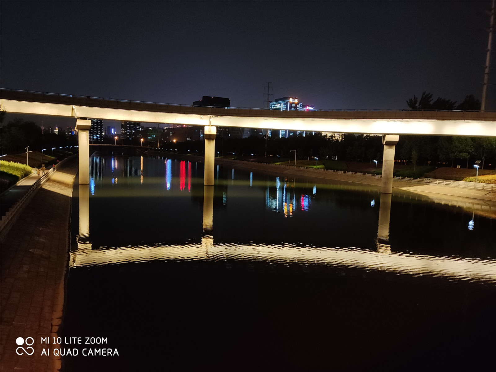 小米10青春版209元,小米10青春版报价2099元