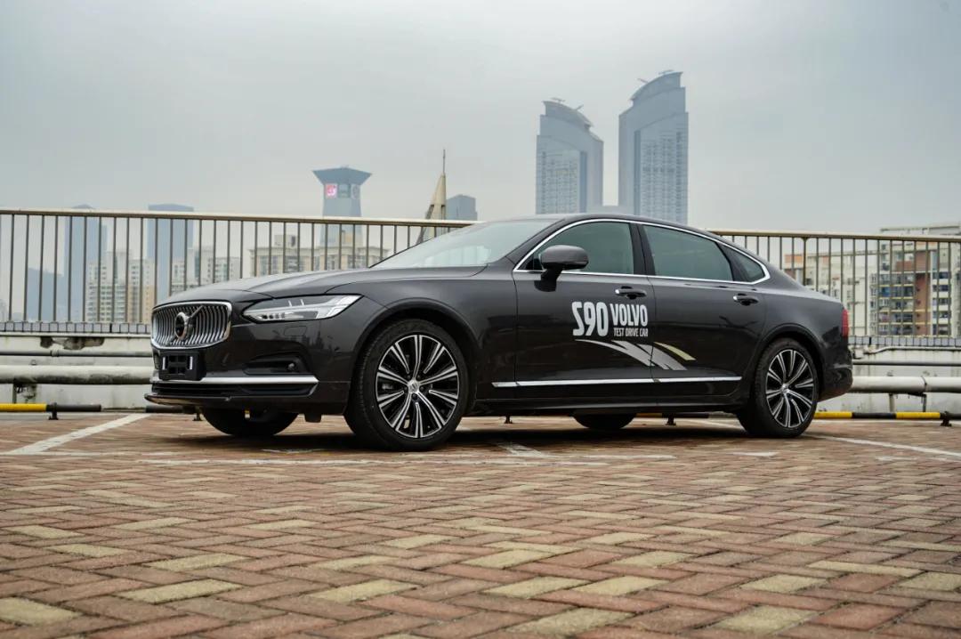白话说车之长期长途试驾沃尔沃s90,普通人眼中的沃尔沃s90