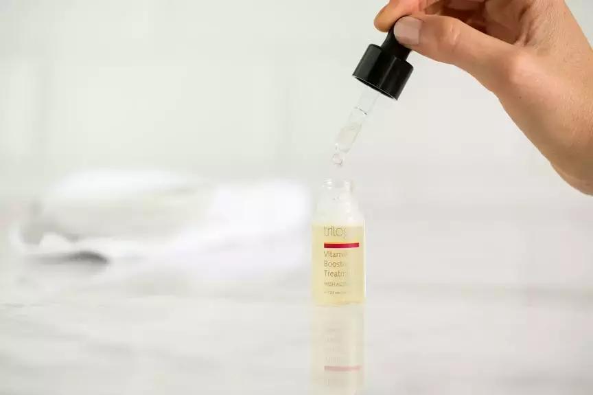 女明星们都在偷偷变白？你也可以靠它从“黑煤球”变回“白煮蛋”