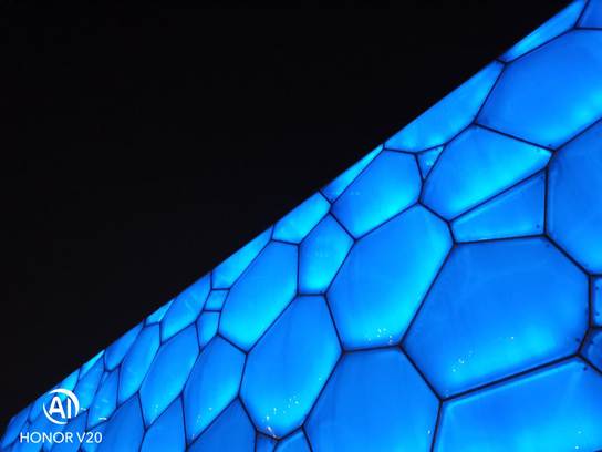 荣耀v20年度旗舰机对比,荣耀v20值得买吗最新