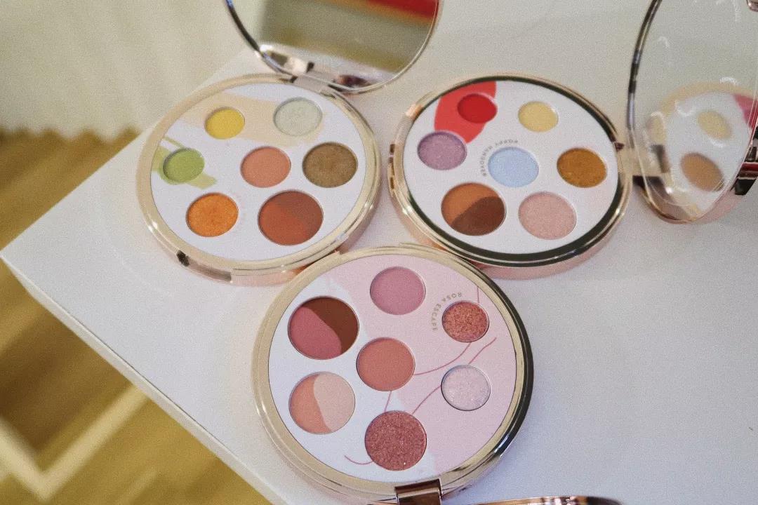 1000元搞定全套彩妆？性价比高的平价化妆品，贫民窟女孩们看过来