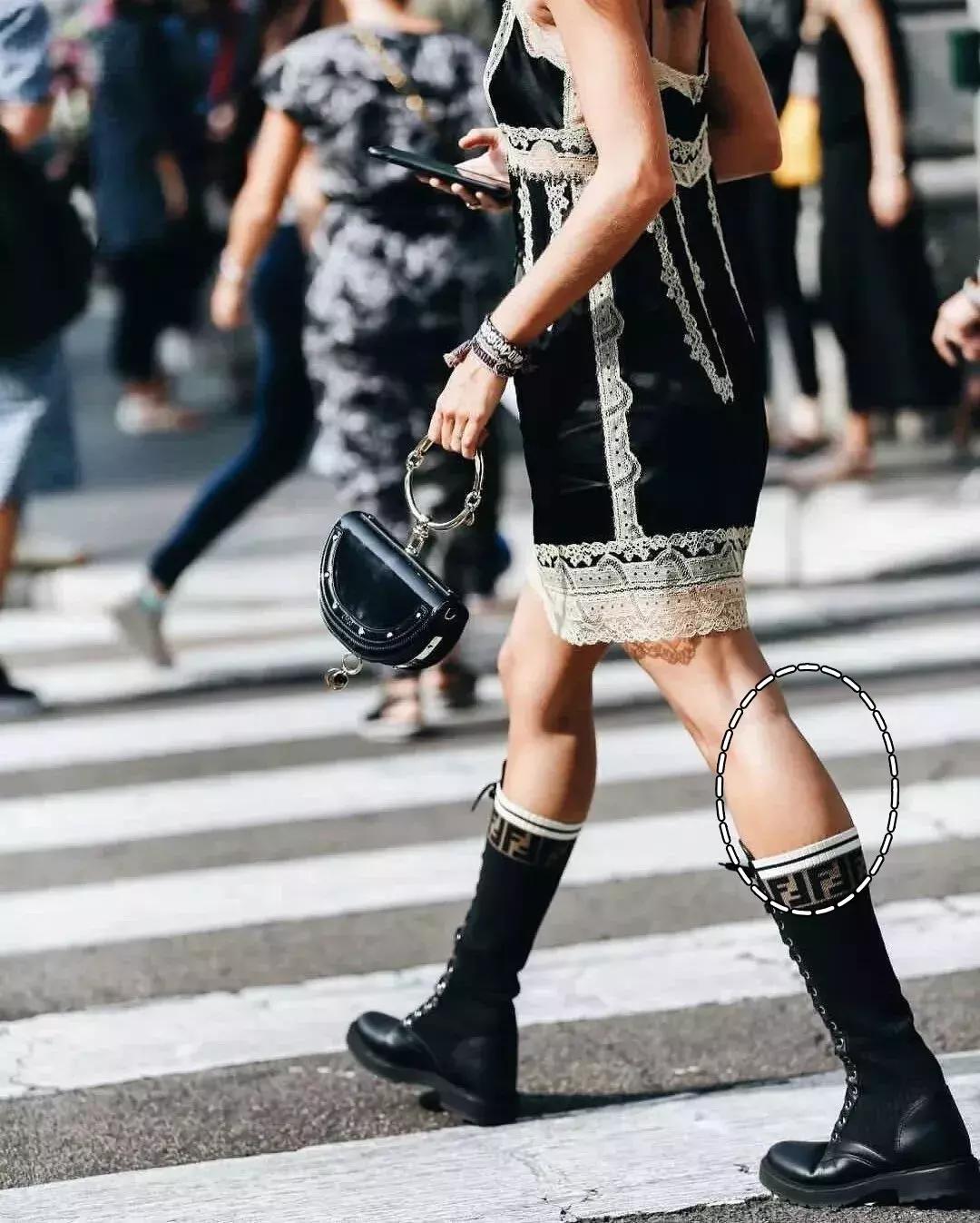 冬天靴子买什么样子的,冬天不建议买的靴子