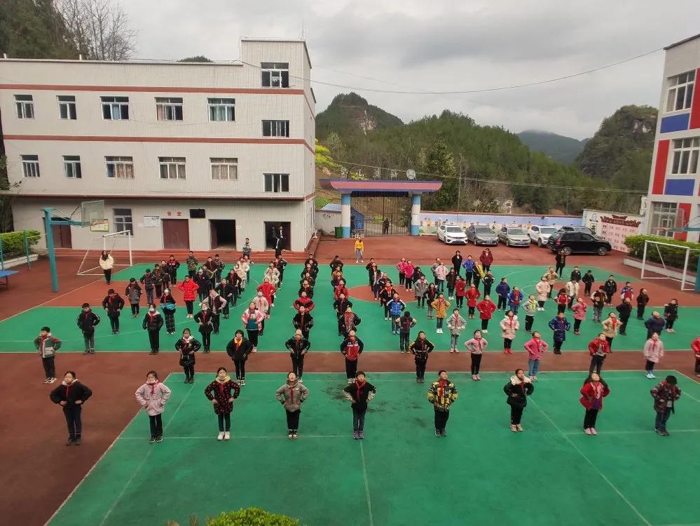 奉节中学生体育节,奉节中学课间操比赛