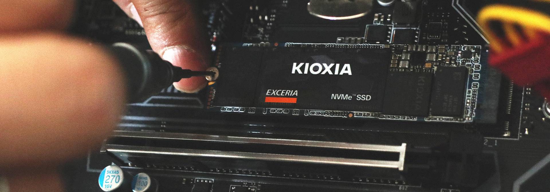 这样撞击只要+500块。就可以把配置提升三个档次，畅玩游戏都不卡