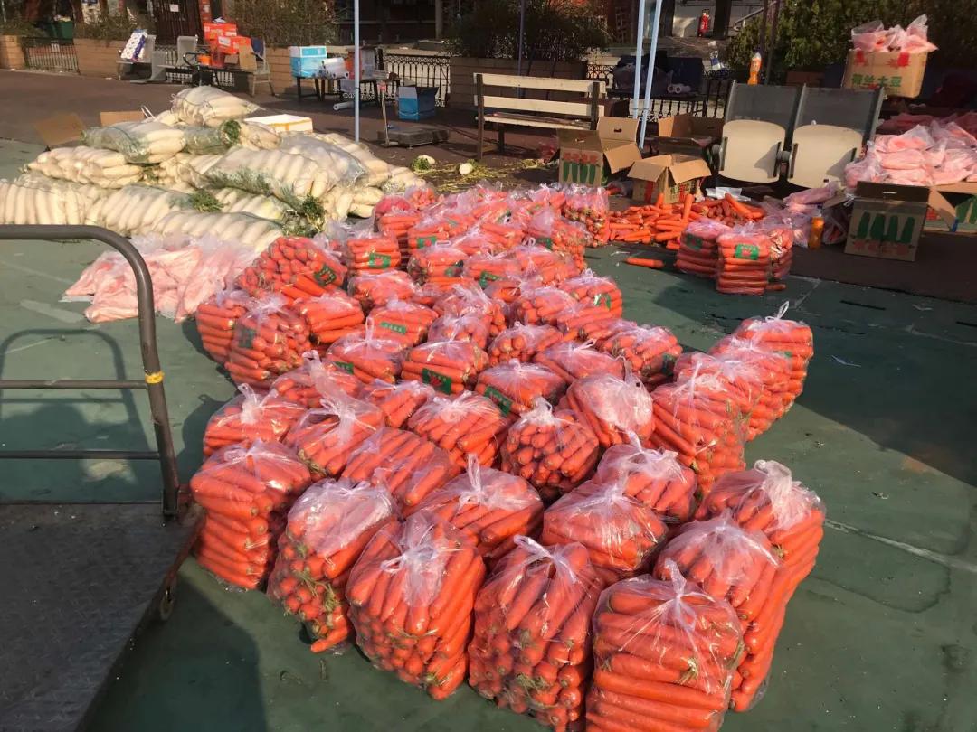 现在武汉的超市,武汉街上卖菜生意