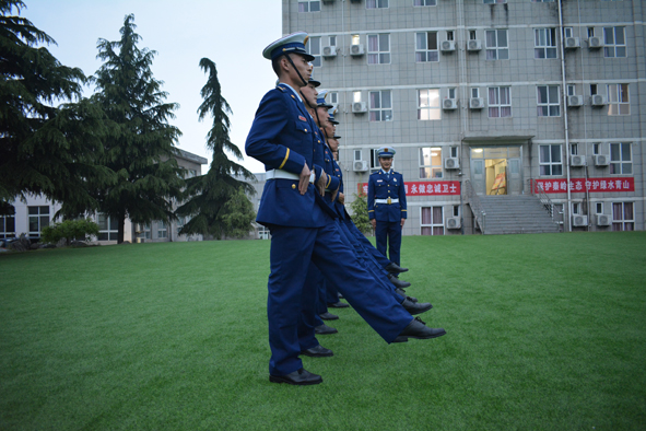 蓝朋友花式列队,蓝朋友全民热身