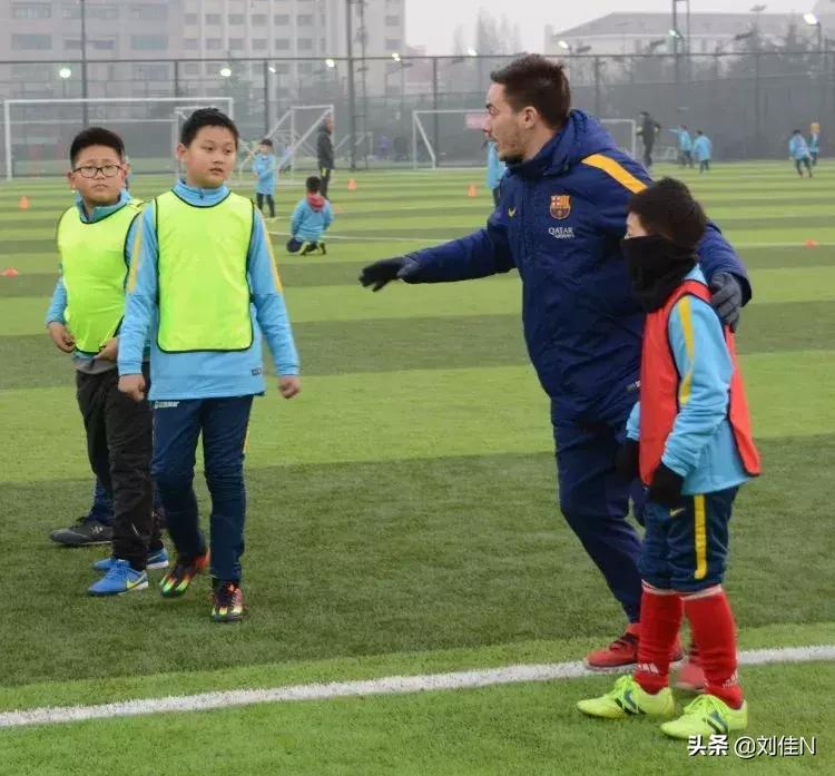 长着中国脸的外国足球运动员,长着外国脸