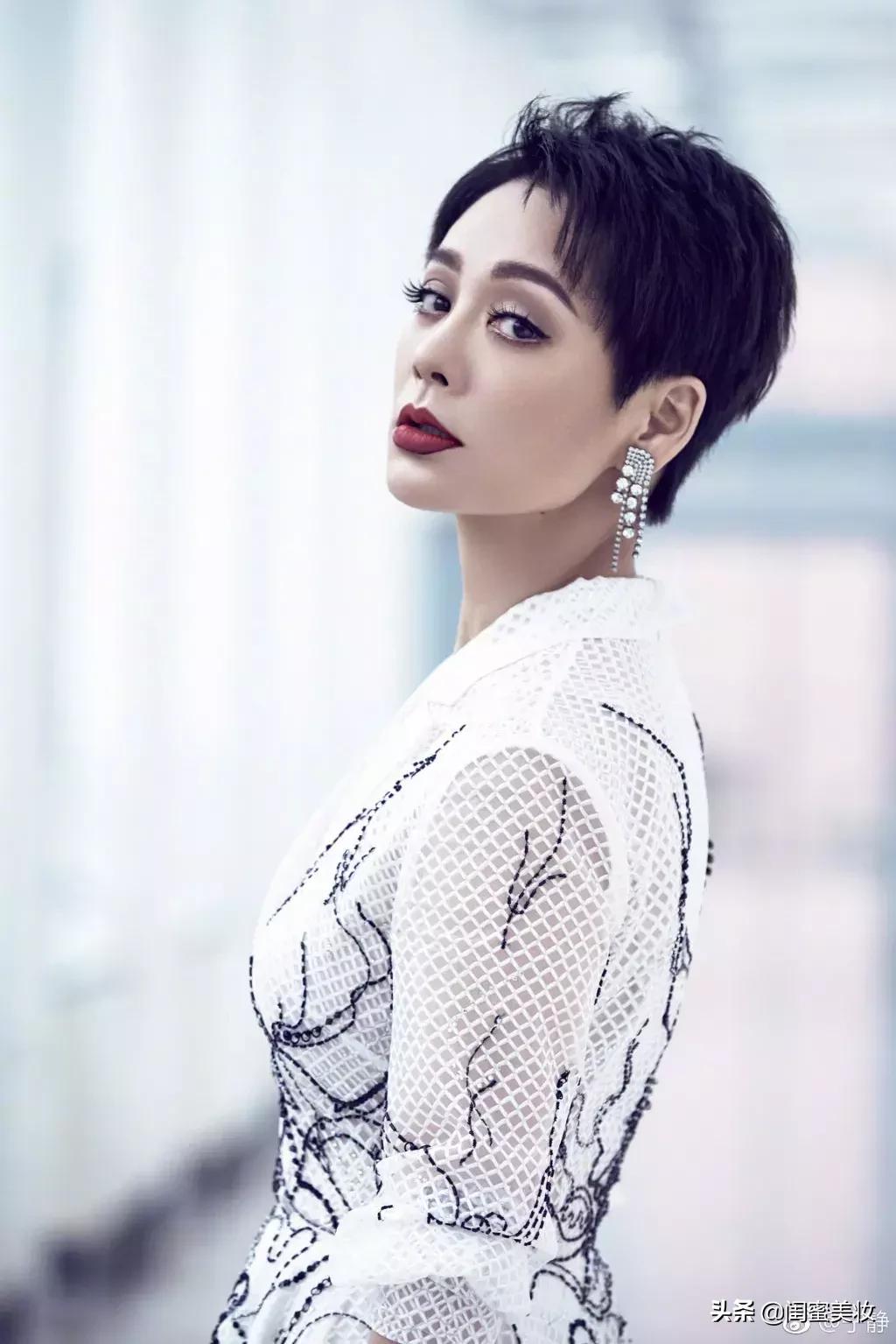 脸怒扎900针成马蜂窝！敷1000块的面膜水晶泡澡！她让我见了世面