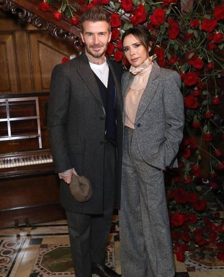 贝嫂46岁了依旧不油腻,贝嫂申请救济引热议