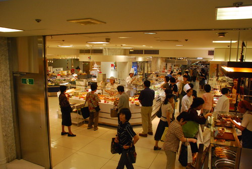 到名古屋的特价机票怎么买,名古屋哪里可以买买买