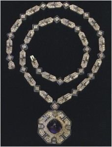 伊丽莎白泰勒珠宝片段,伊丽莎白泰勒和她收藏的300件珠宝