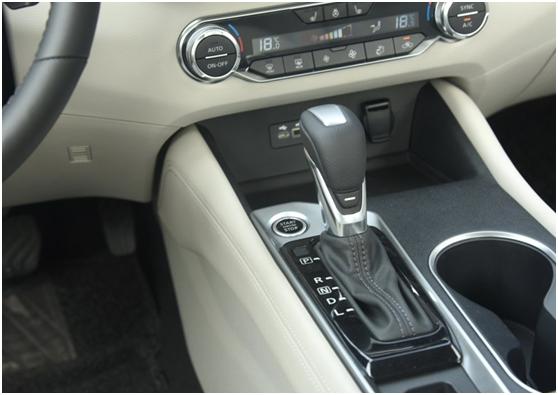 动力强劲又舒适,动力强劲操控好