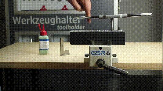 丝锥什么材料做最好,专啃硬骨头的机械