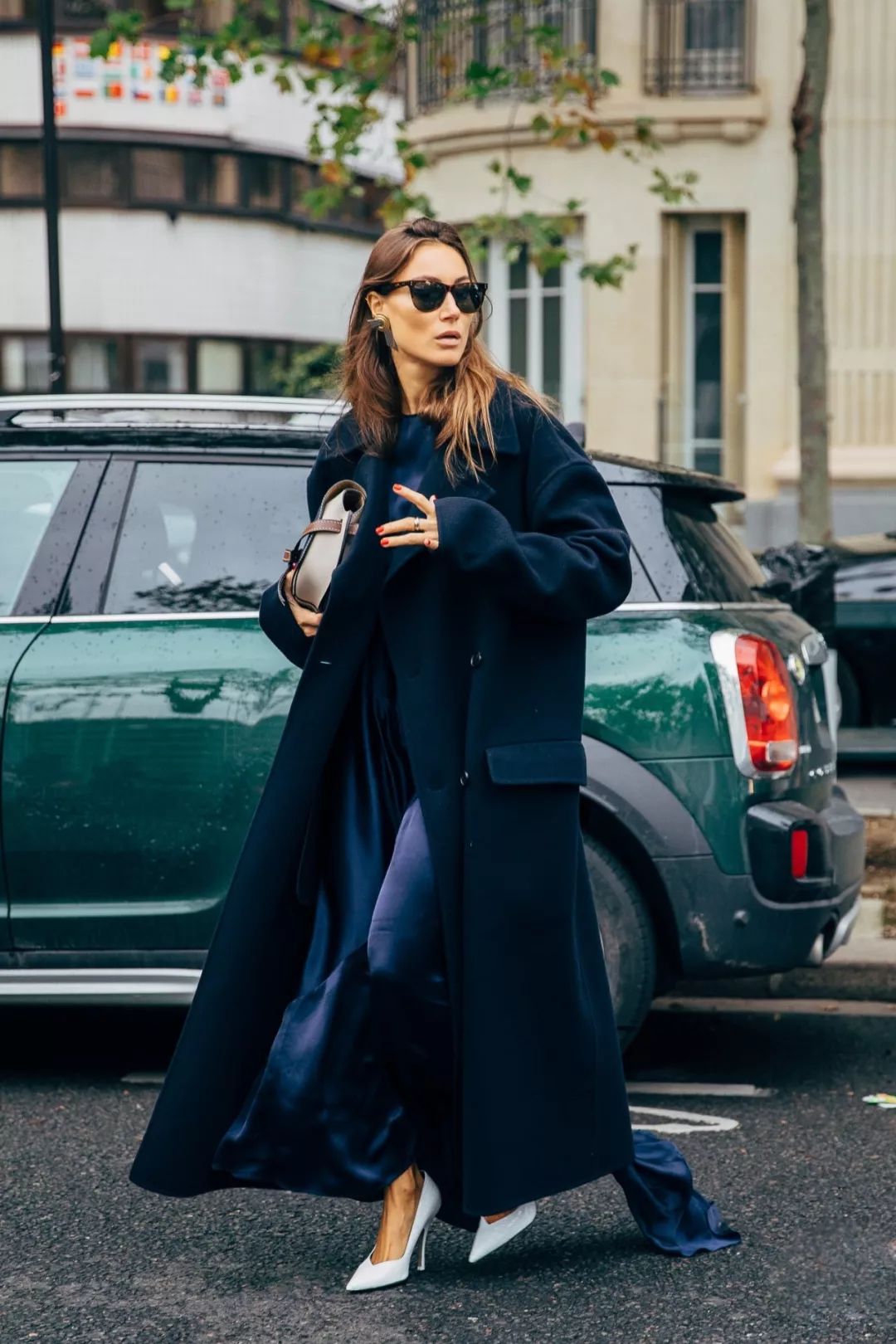 又到了穿冬大衣的季节了,又到了穿大衣羽绒服的季节