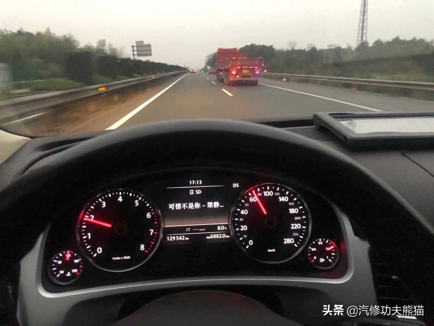 大众途锐急加速发动机故障灯点亮,大众新款途锐车子烧机油