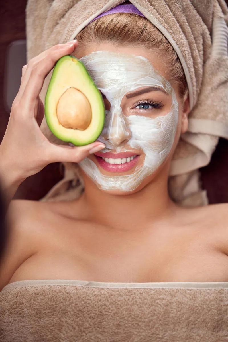 吃鱼子酱海葡萄三文鱼,吃鱼子酱奢侈