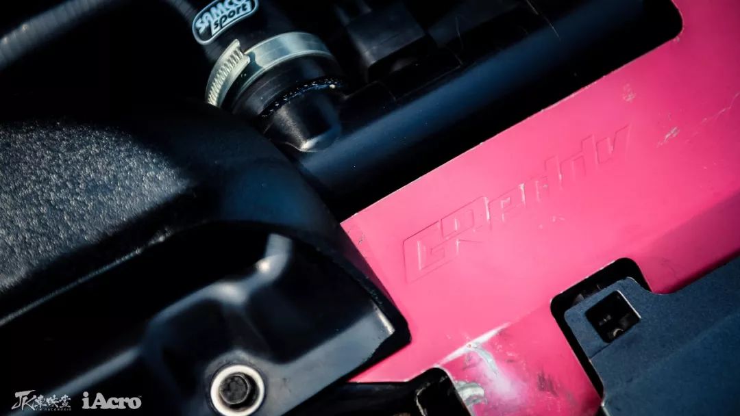 斯巴鲁翼豹2.0r三厢还值得吗,斯巴鲁翼豹gti