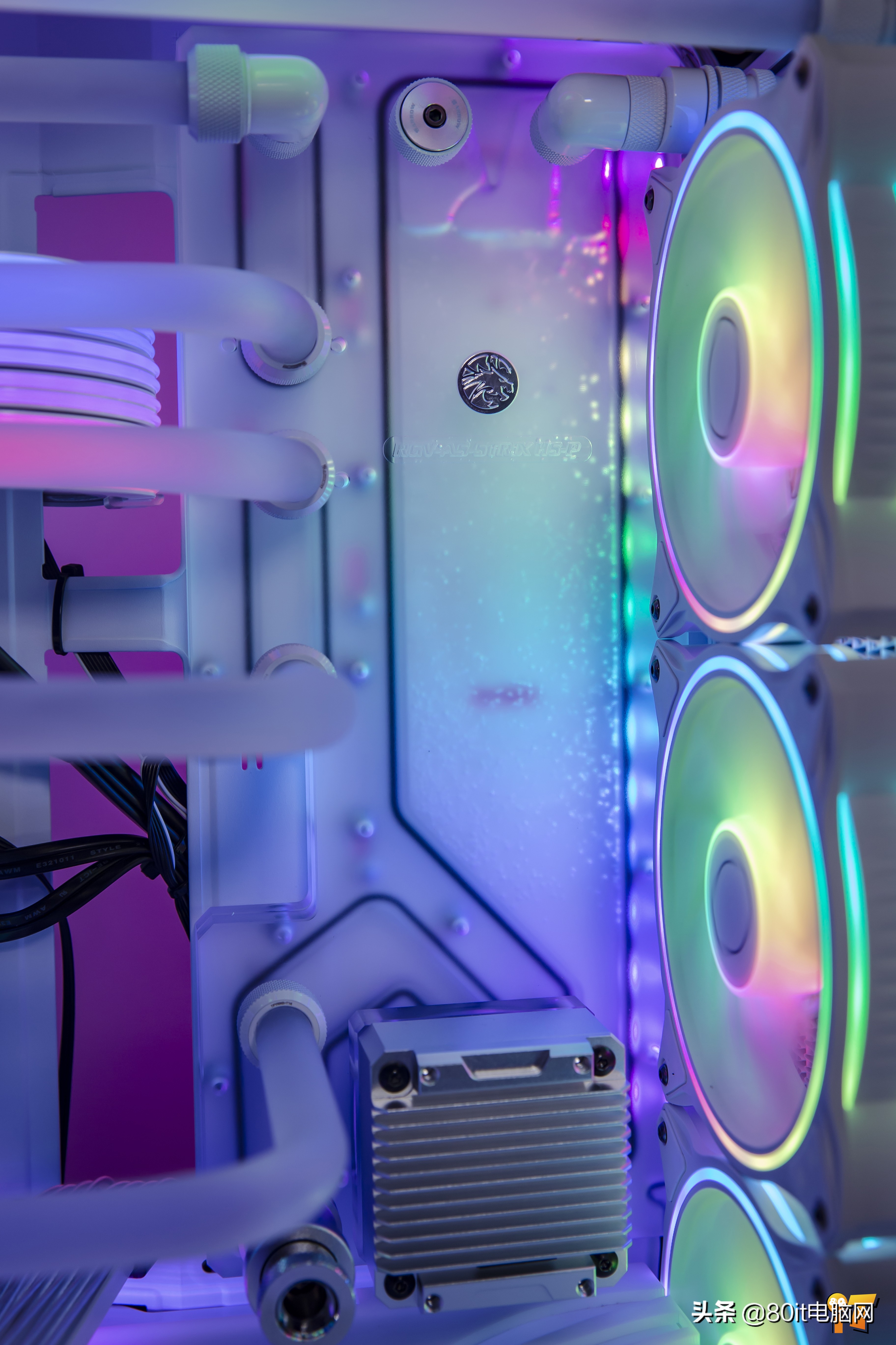 海盗船400c机箱分体式水冷方案,rog机箱分体式水冷散热超燃剪辑