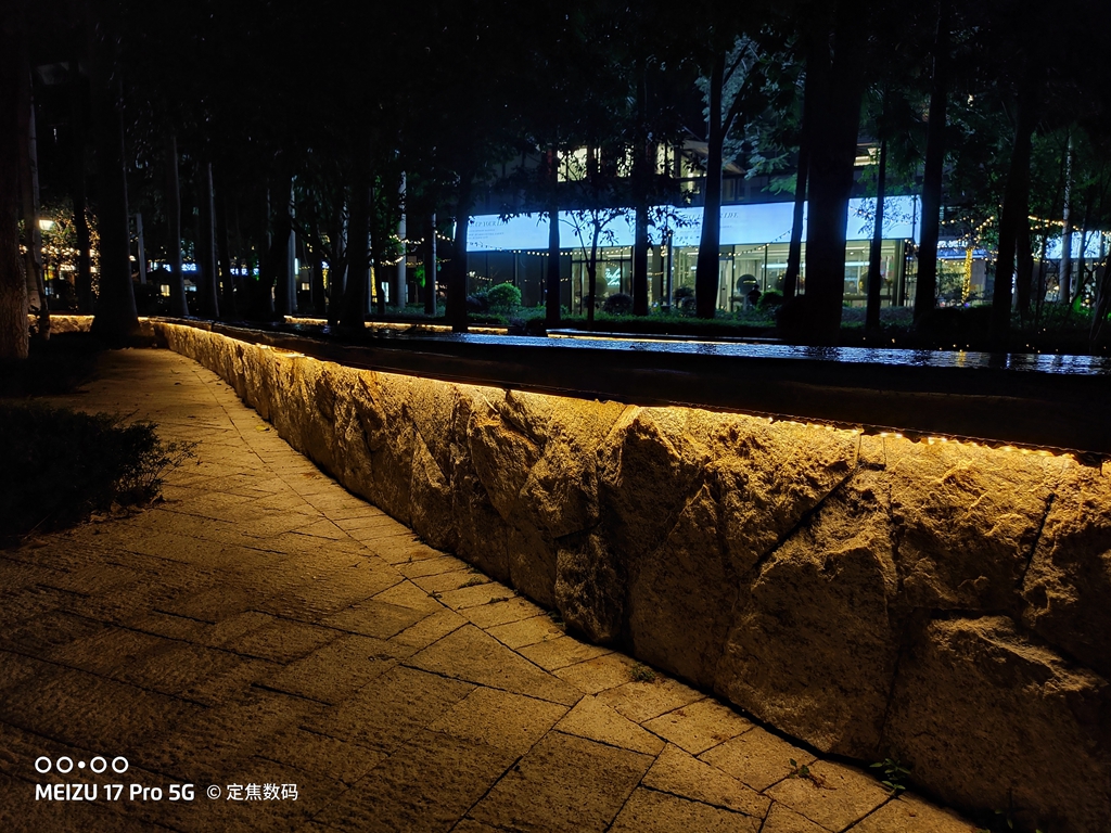 与众不同5g旗舰魅族17pro上手体验,魅族17pro陶瓷版值得入手