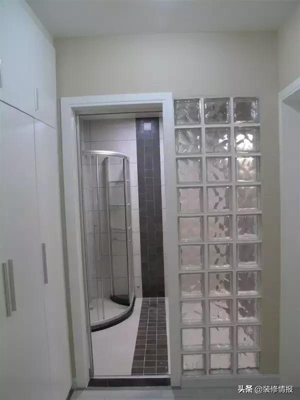 卫生间如何提高明亮度,卫生间挂什么画可以增加亮度