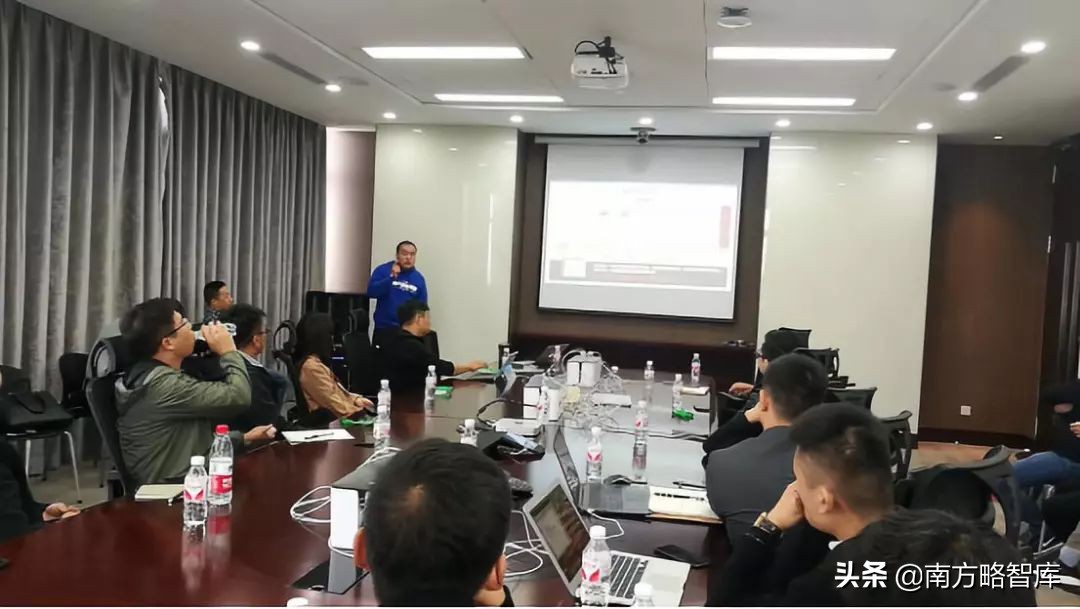 创业者涌入小镇，下沉市场战事再升级