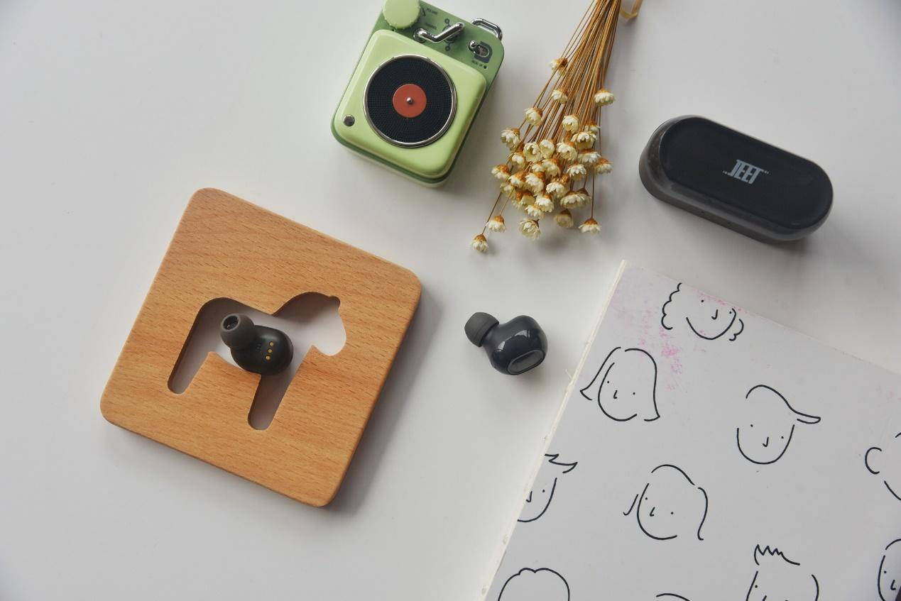 EETAIR的陪伴让你步伐更轻快