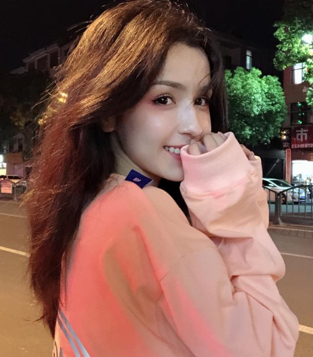 哈妮克孜的梨形身材,哈妮克孜魔鬼身材