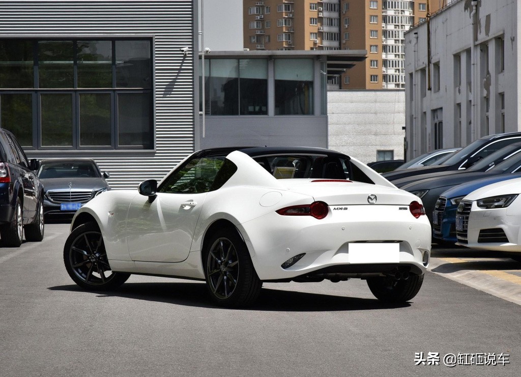 马自达3黑武士敞篷,马自达mx-5miata敞篷跑车2021款