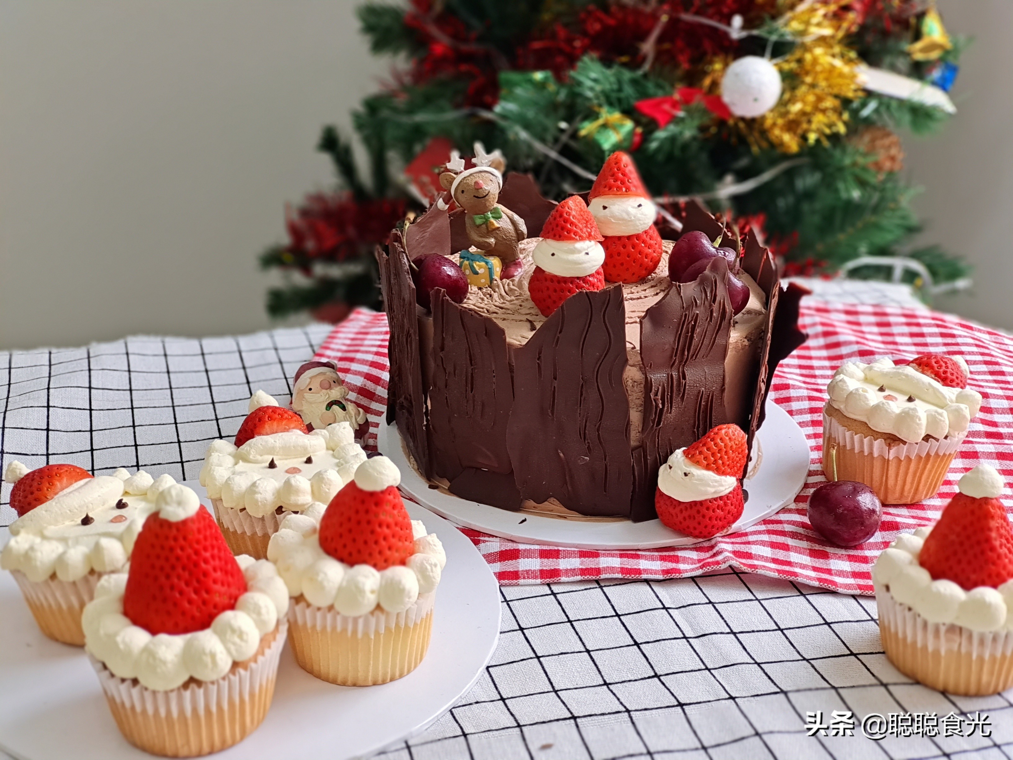 巧克力圣诞树蛋糕制作方法,圣诞节奶油巧克力蛋糕