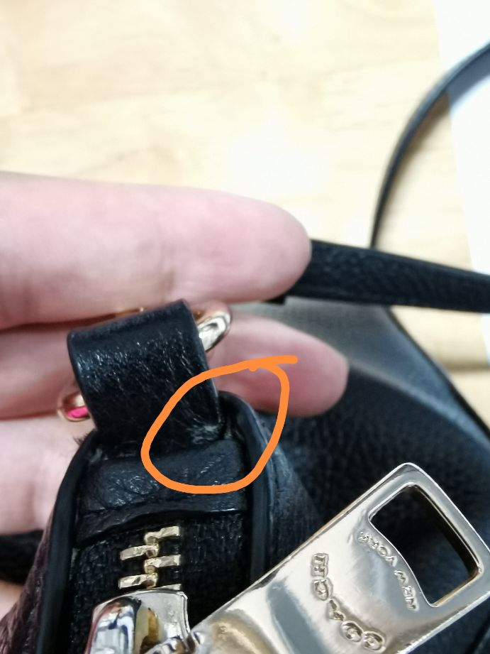 唯品会coach专柜款,唯品会买coach可以在官网查到吗