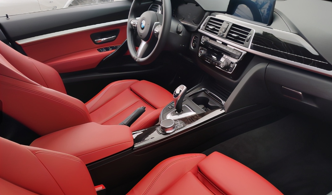 到底选宝马3系还是gt,现款3系值得买吗