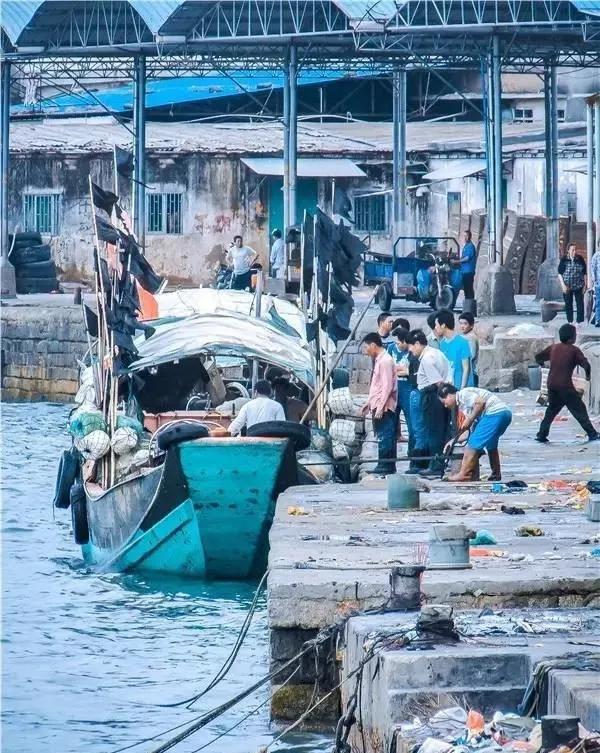 浣犲涔呮病鍘绘捣杈瑰害鍋囦簡,浣犲涔呮病鏈夊嚭闂ㄦ梾娓镐簡