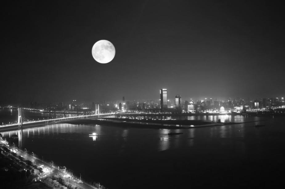 南昌已成为全球瞩目的焦点,南昌最新报道