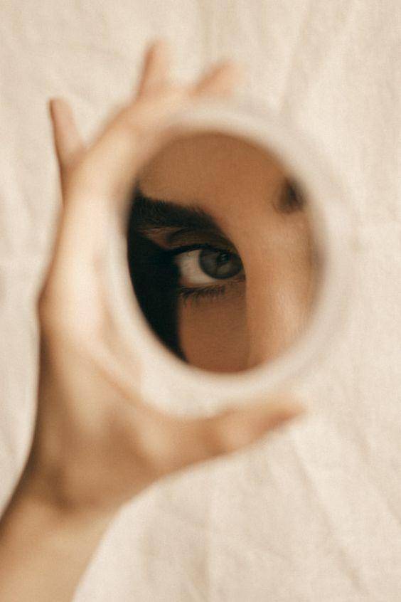 保湿眼霜推荐10款,18岁天生黑眼圈眼袋眼霜推荐平价