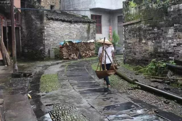 英伦风情小镇旅游推荐,游玩欧式风格小镇