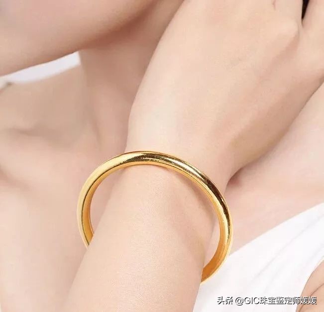 实心黄金手镯变形修复需要多少钱,黄金手镯变形了在家怎么恢复变圆