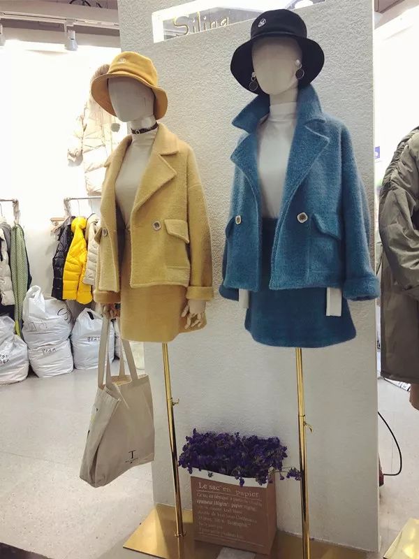 四季青男士毛衣大甩卖宽松轻薄,四季青女装清仓特价毛衣白色