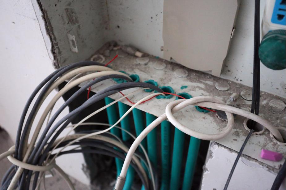 强弱电箱安装方法视频教程,强弱电箱安装规范标准